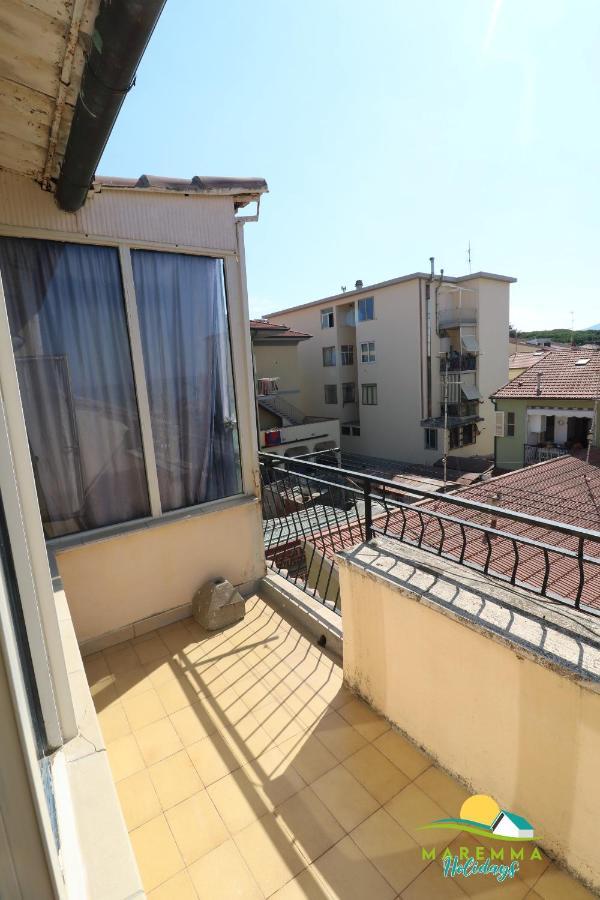 Maremma Holidays -Mentana 2 Follonica Ngoại thất bức ảnh